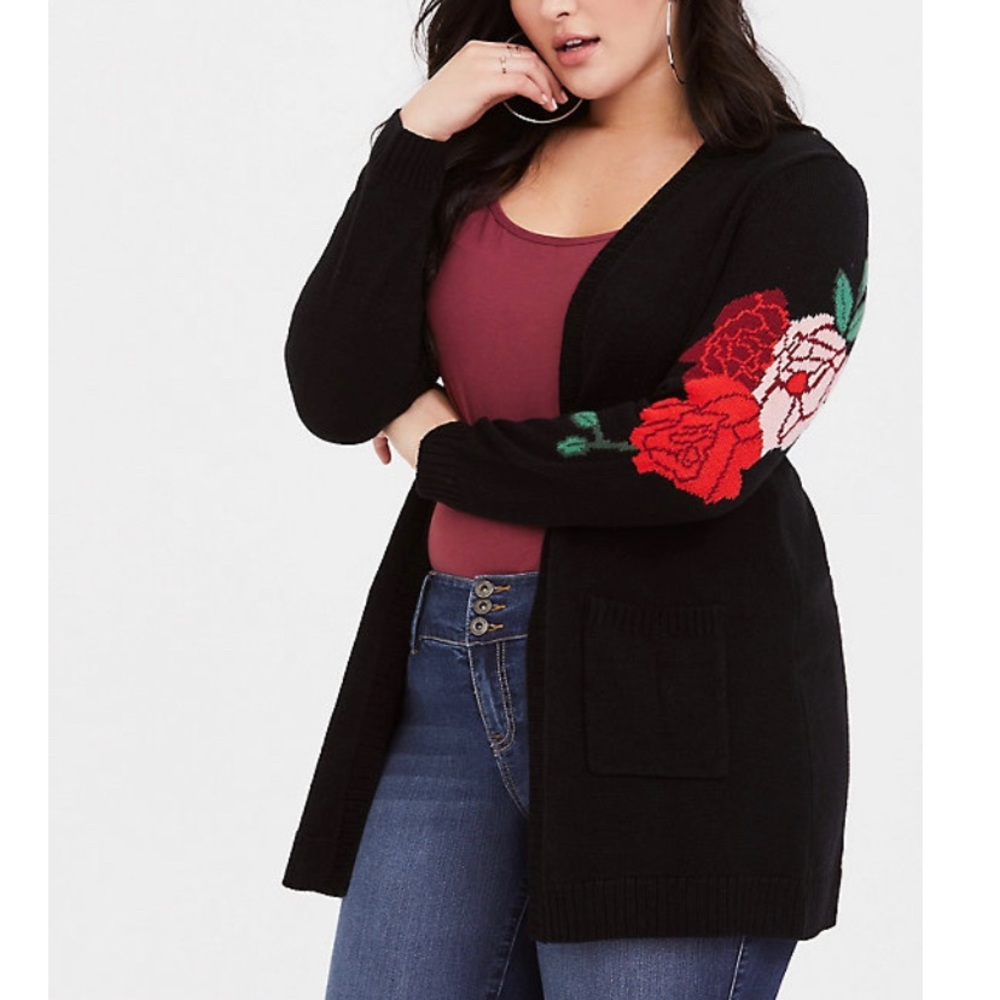 Cardigan sweater with roses